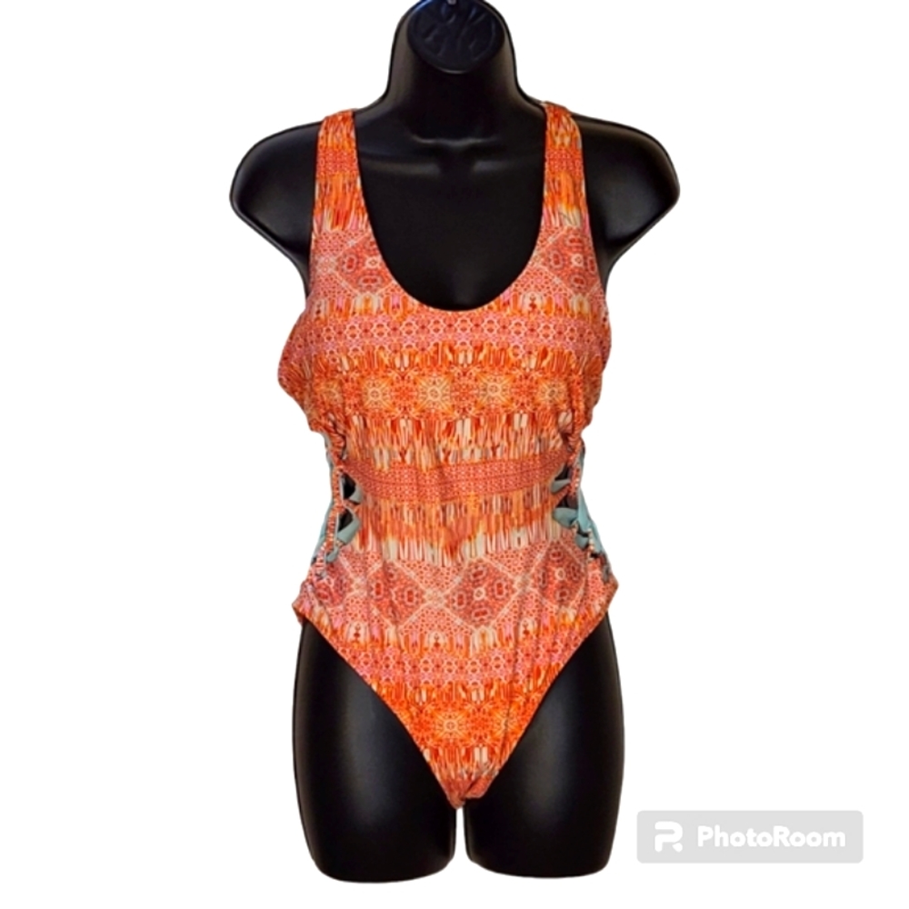 YMI 1 piece bathing suit with side cut-outs SZ M